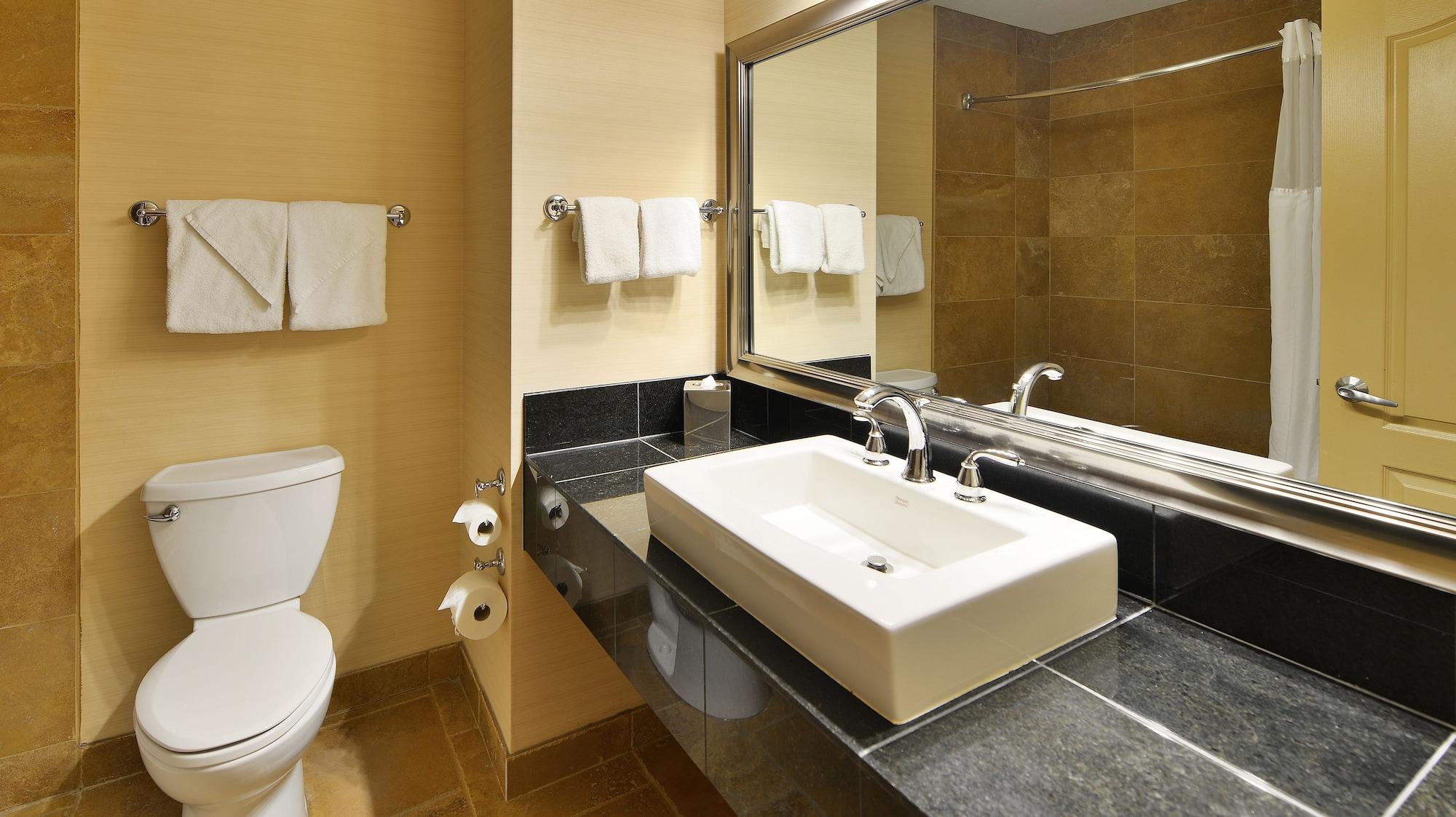 Prestige Inn Golden Ngoại thất bức ảnh